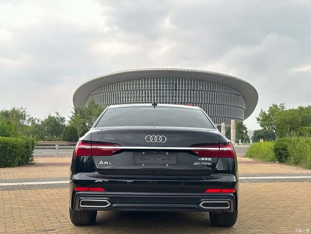 Audi A6L, 2019 все фото