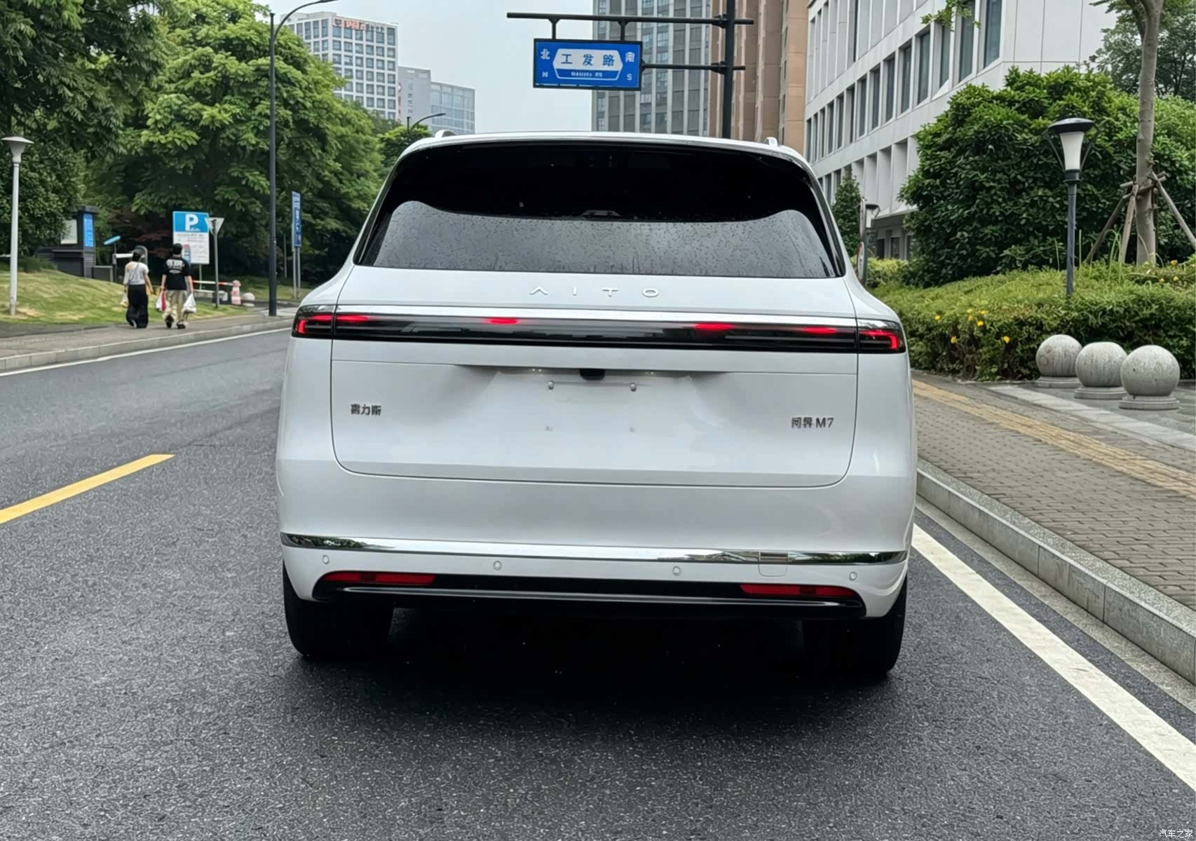 AITO M7, 2025 все фото