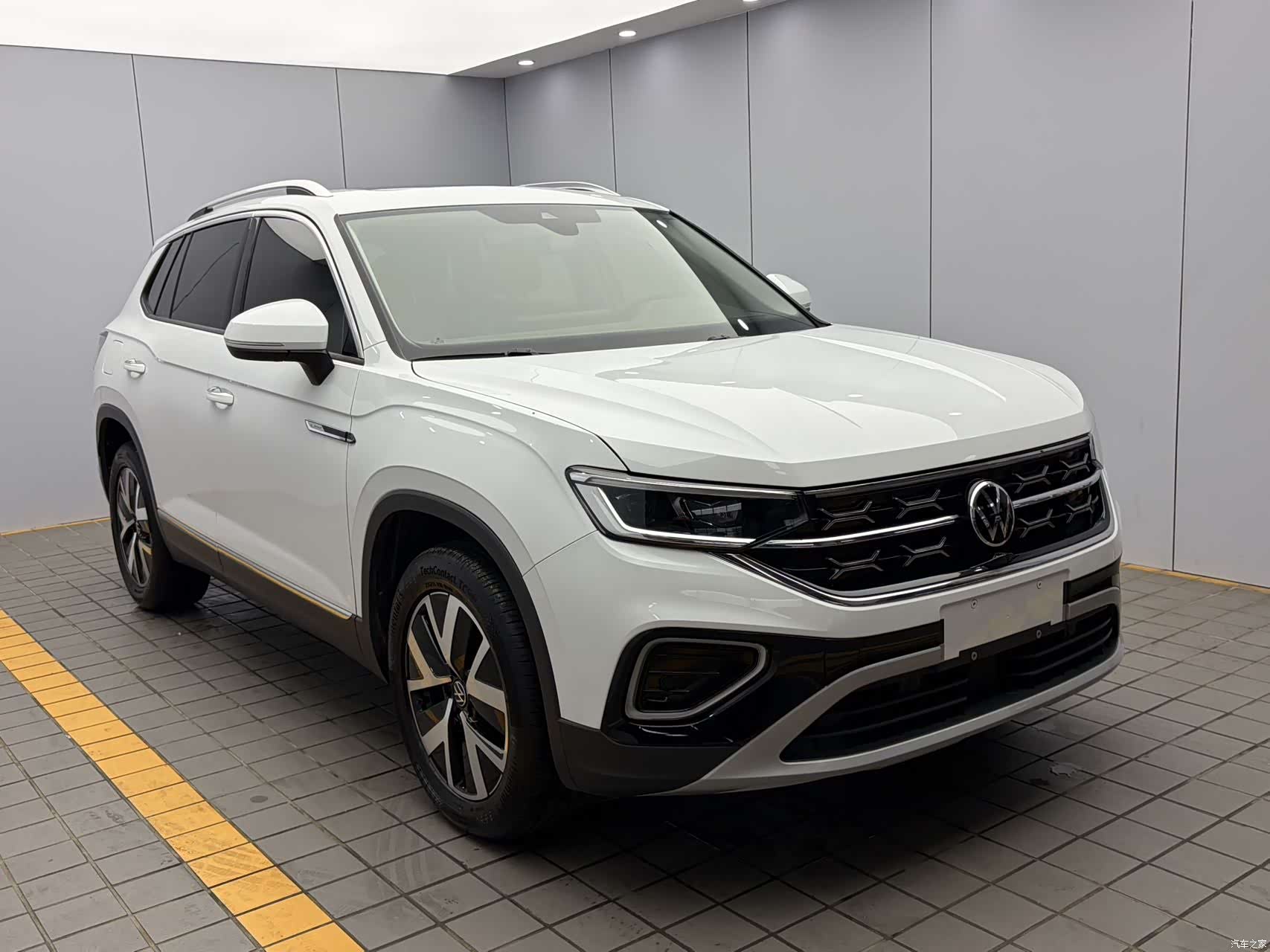 Volkswagen Tayron, 2023 3