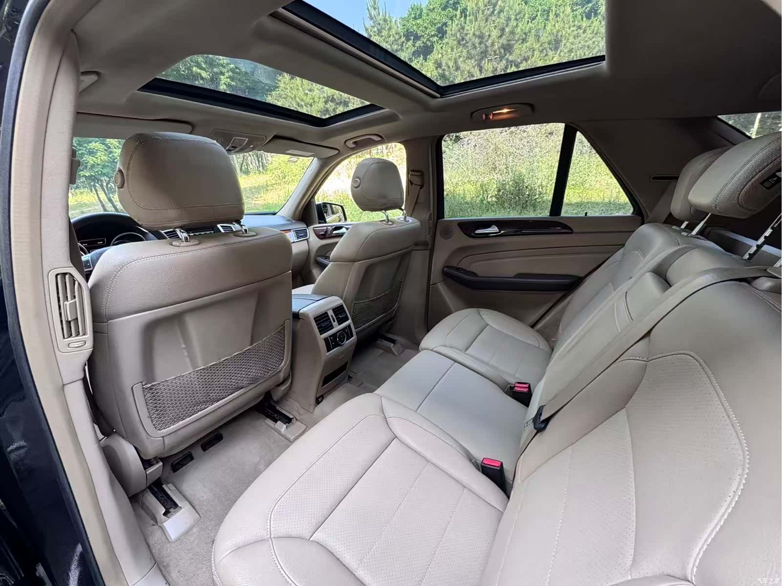 Mercedes-Benz M-Class, 2013 11