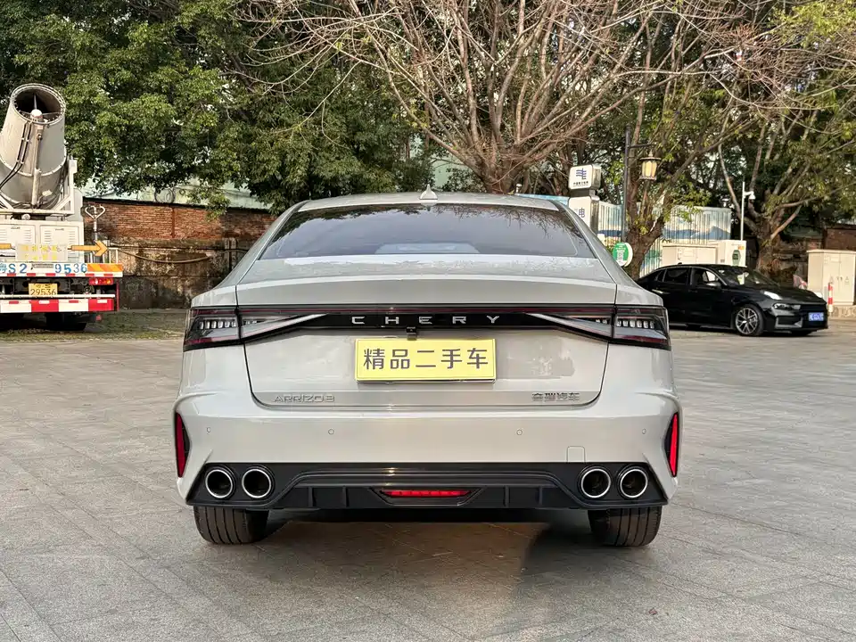 Chery Arrizo 8