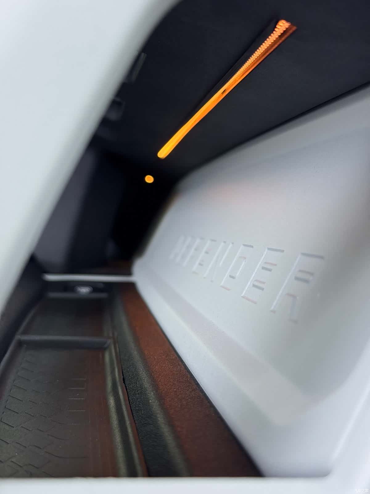 Land Rover Defender, 2022 16