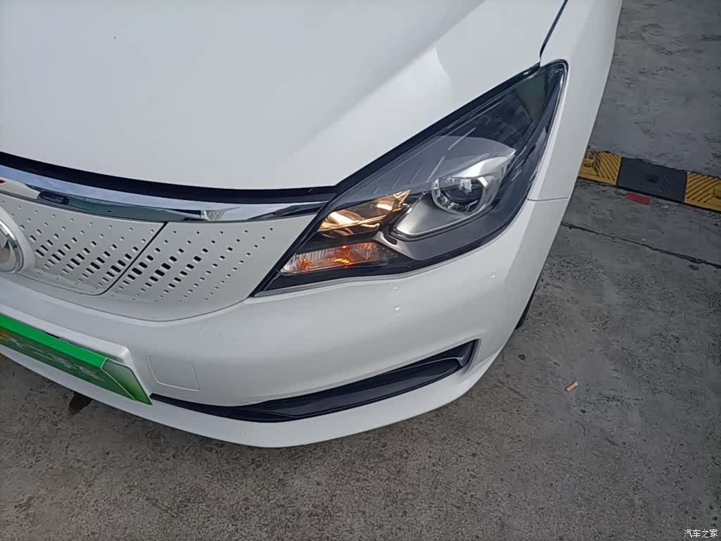 DongFeng E70, 2023 17