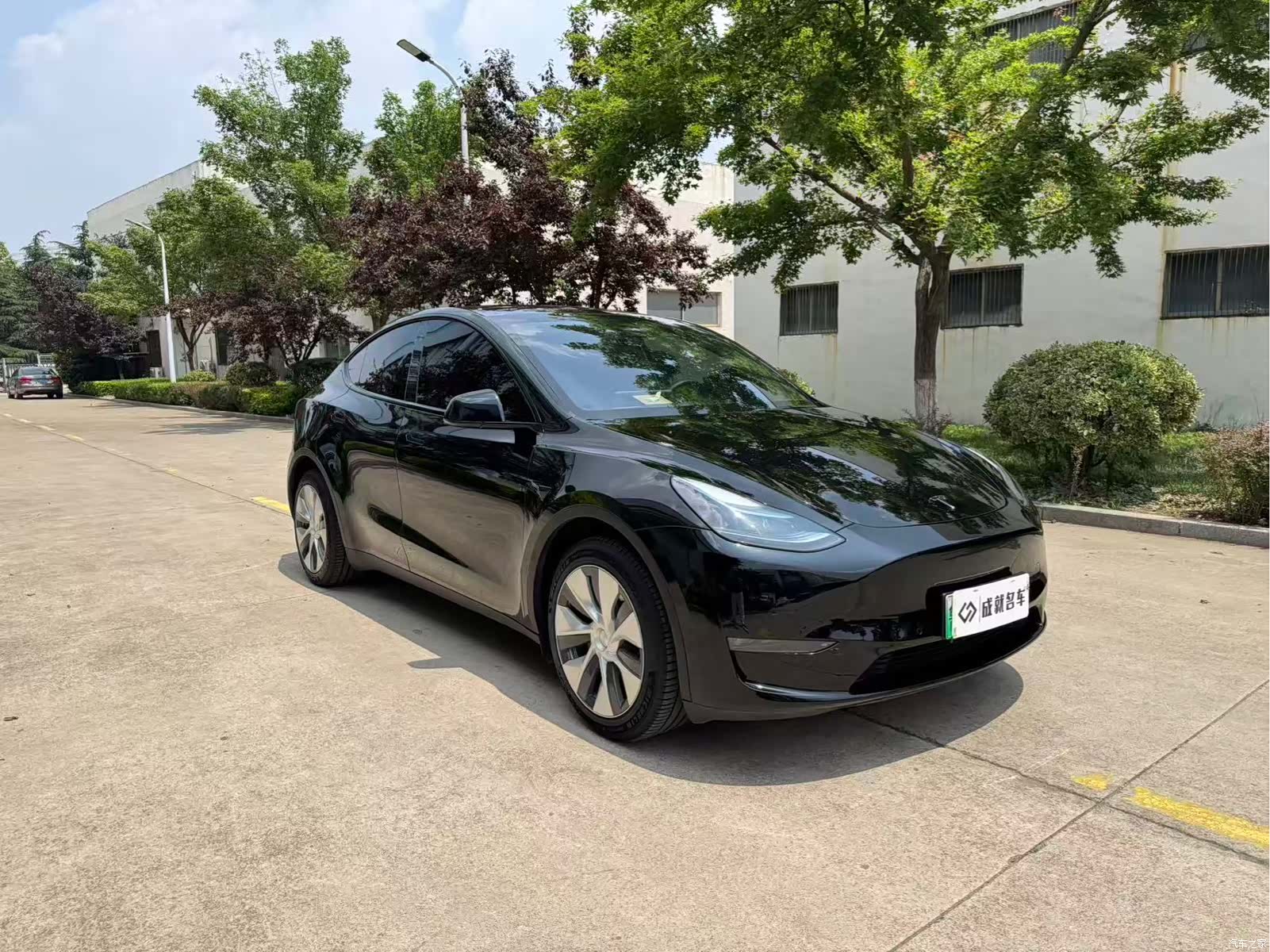 Tesla Model Y, 2023 3