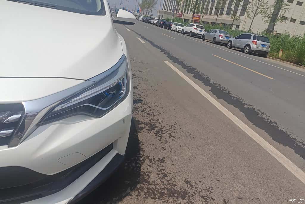 Nissan D60, 2020 все фото