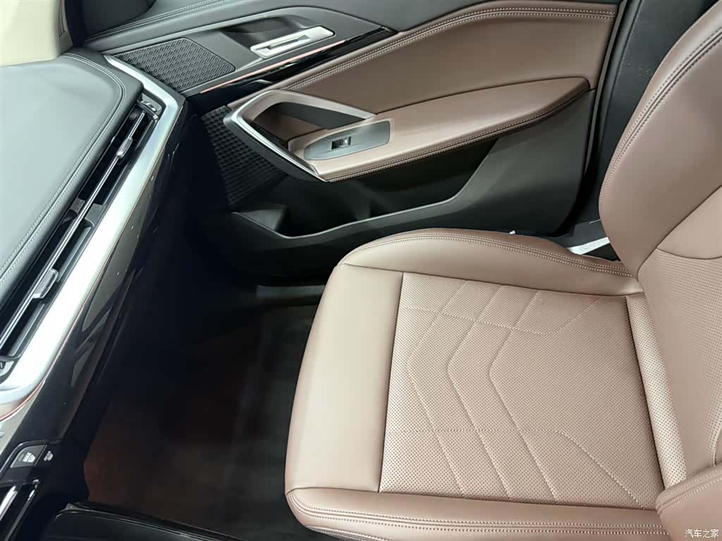 BMW X1, 2023 13