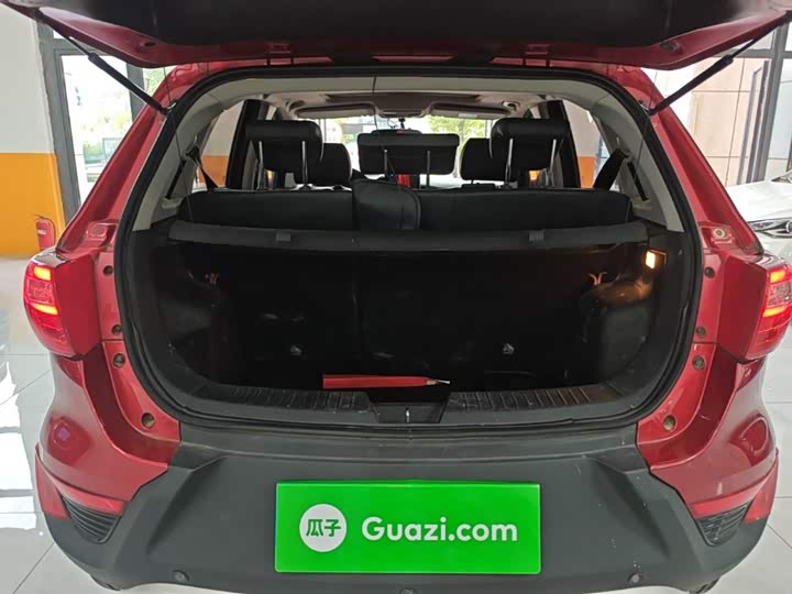 BAIC Senova X25 2015 1.5L АКПП Elite