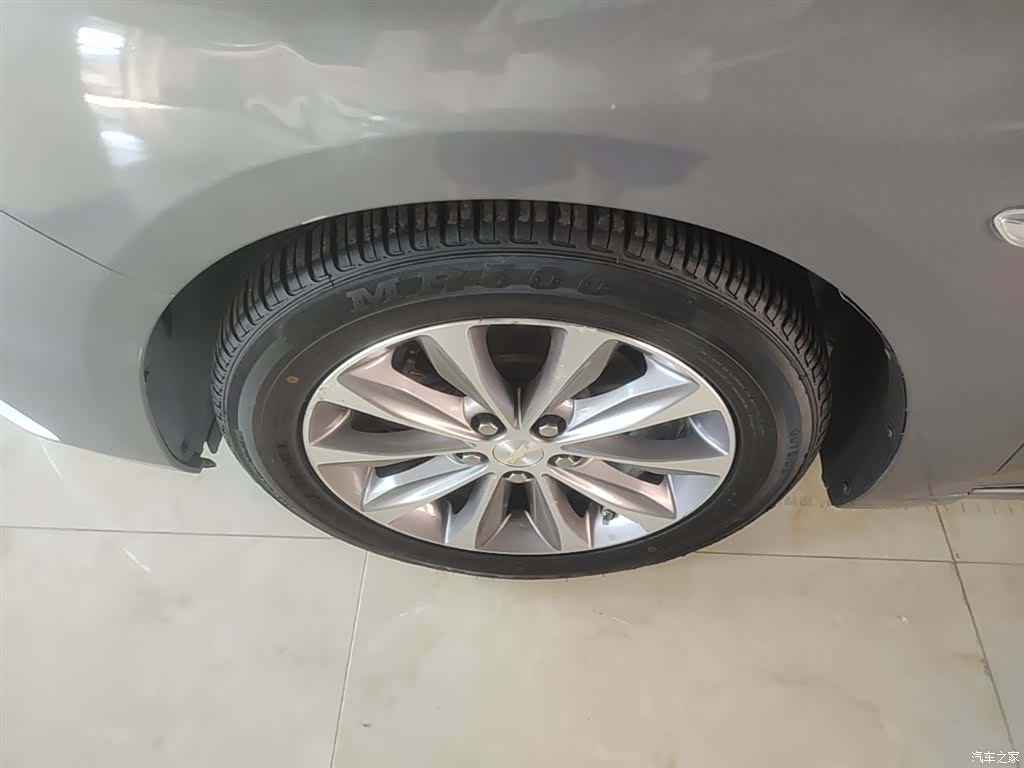 Chevrolet 320, 2021 23
