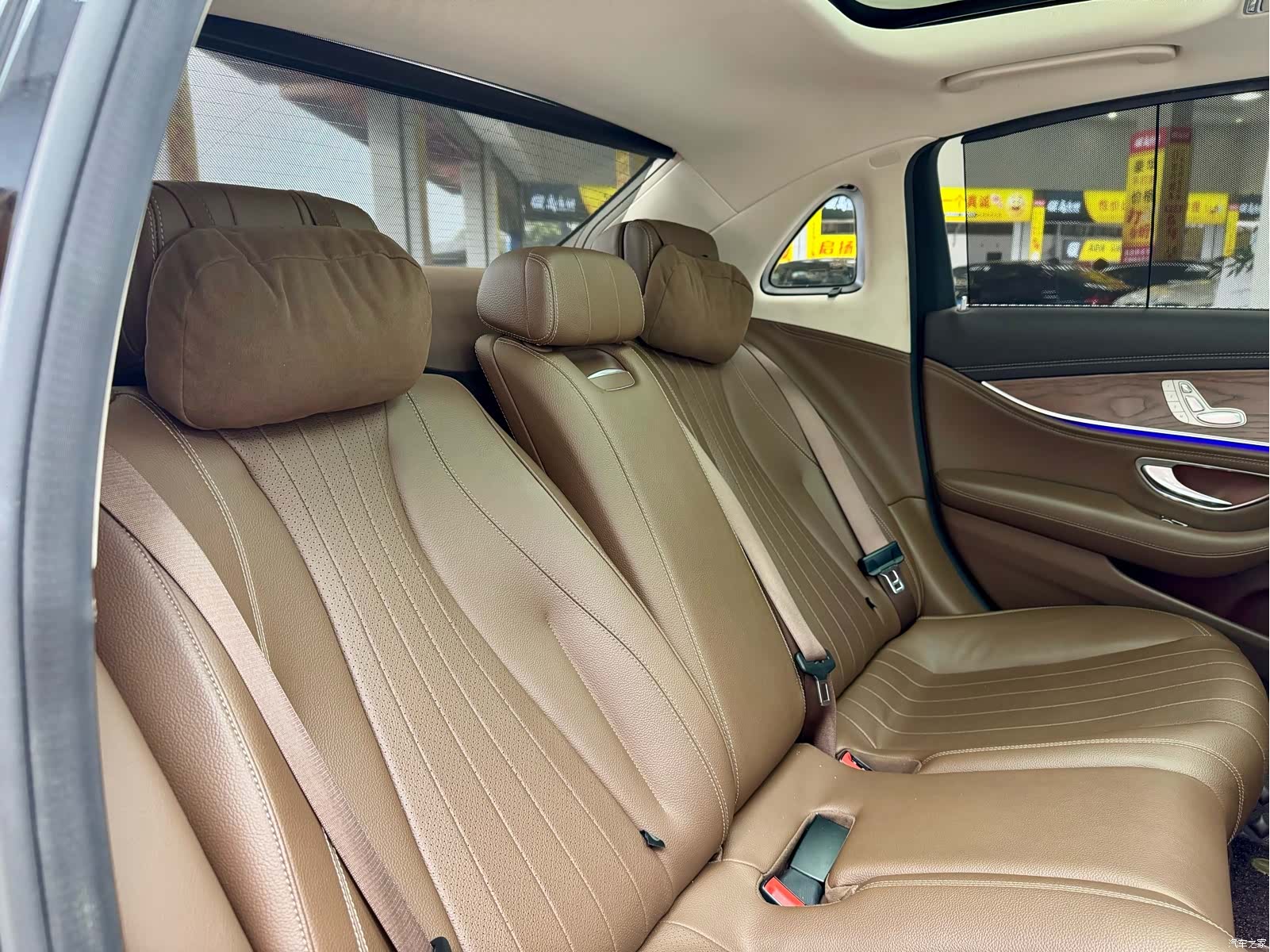 Mercedes-Benz E-Class, 2022 12