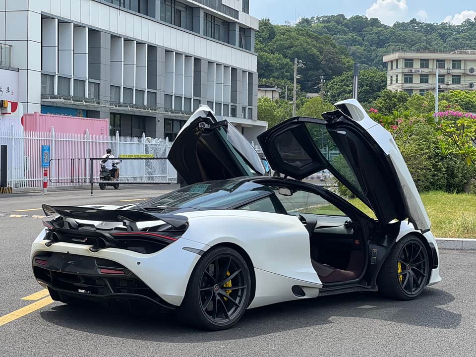 McLaren 720S