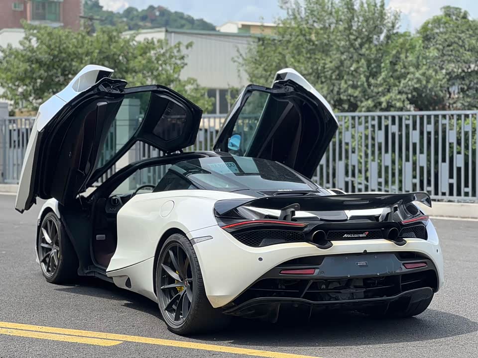 McLaren 720S
