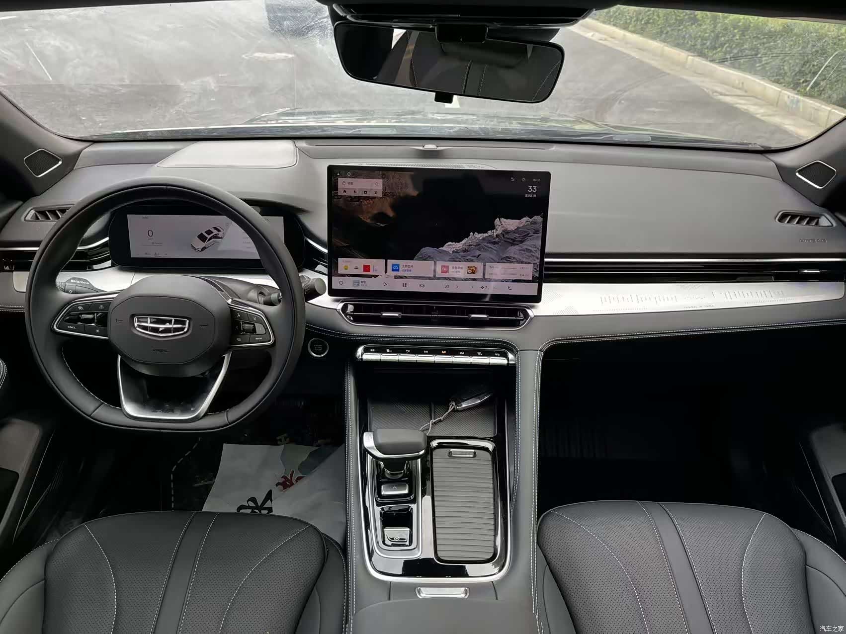Geely Preface, 2026 6
