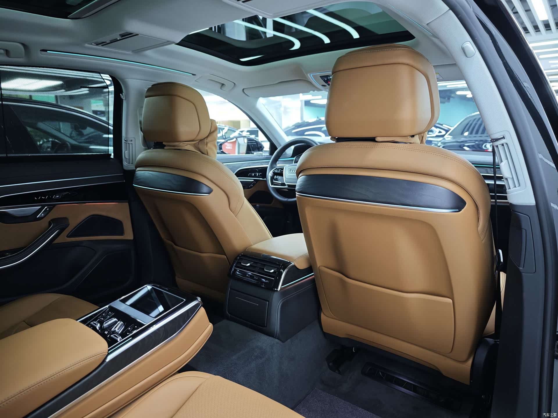 Audi A8L, 2023 20