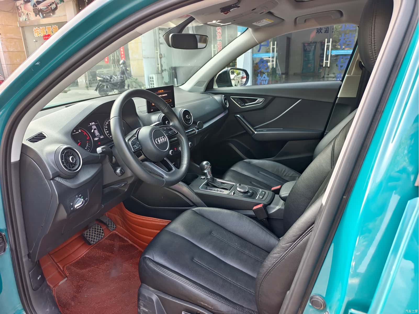 Audi Q2L, 2019 4