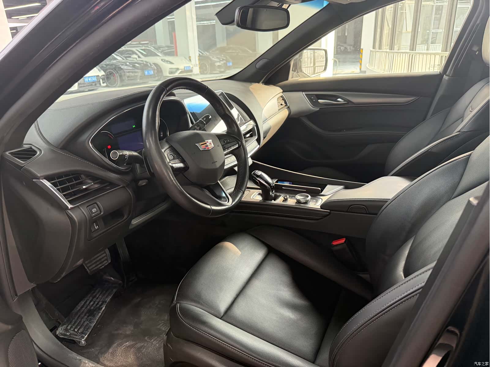Cadillac CT5, 2021 4