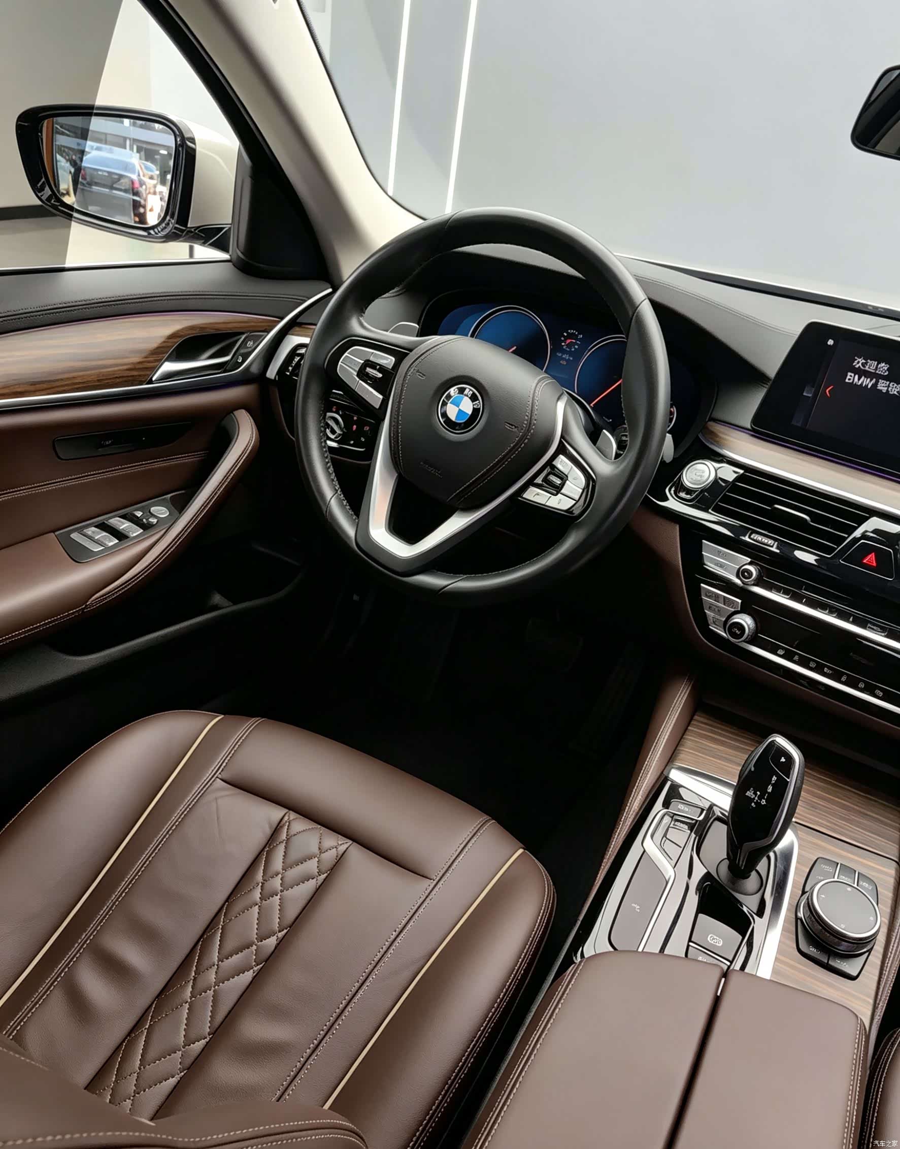 BMW 5 Series, 2018 все фото