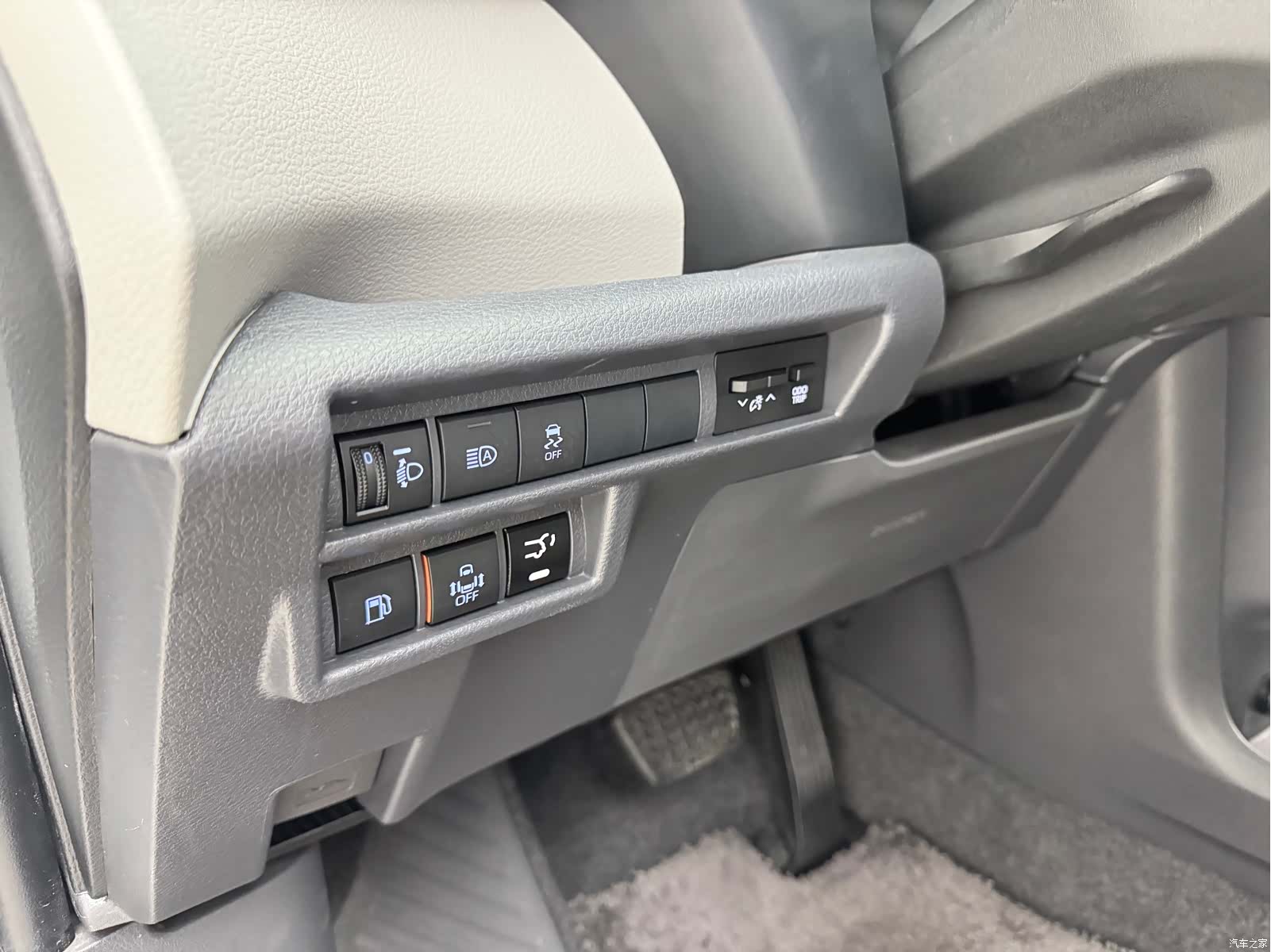 Toyota Sienna, 2022 17