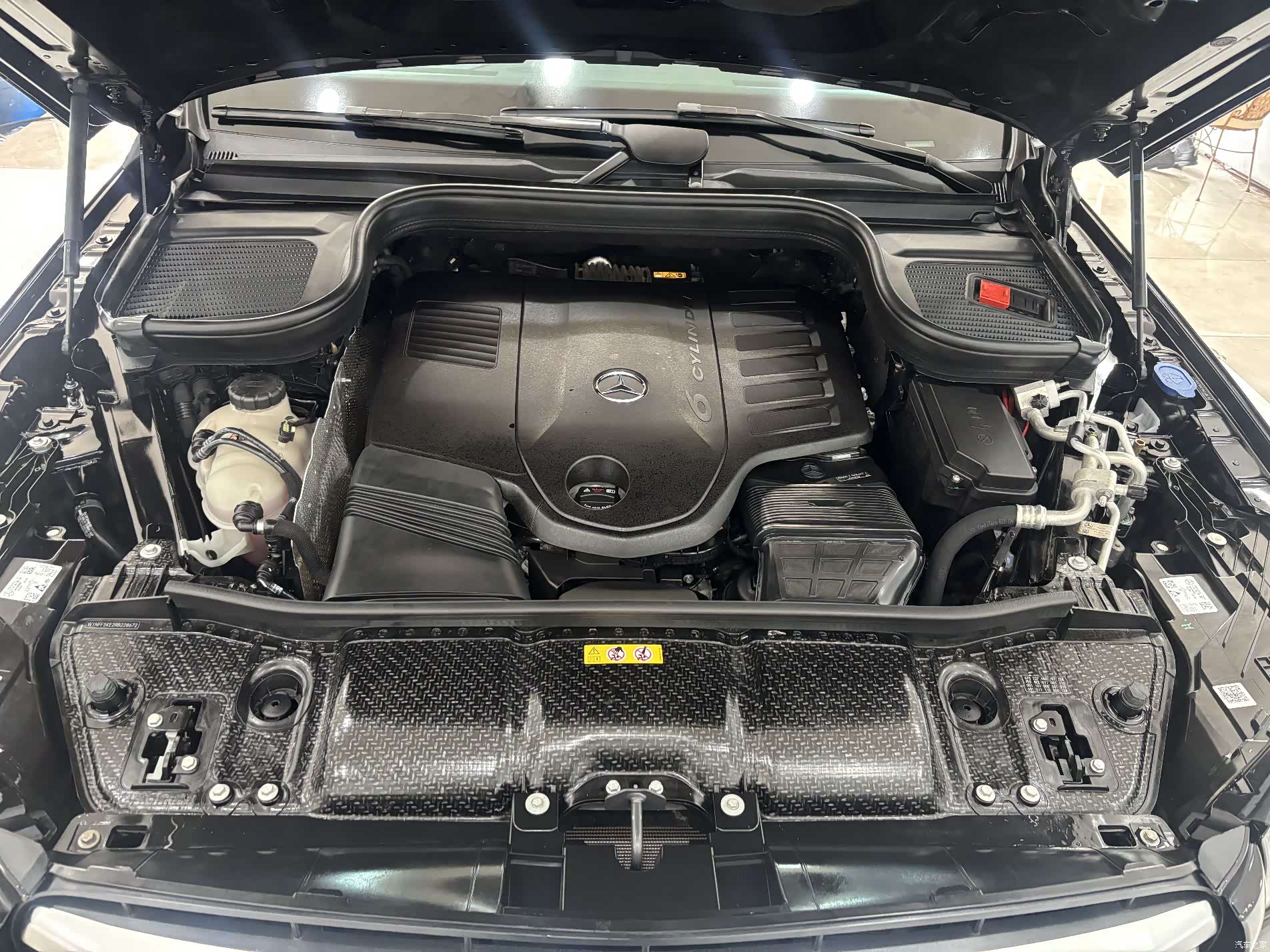 Mercedes-Benz GLS, 2024 34