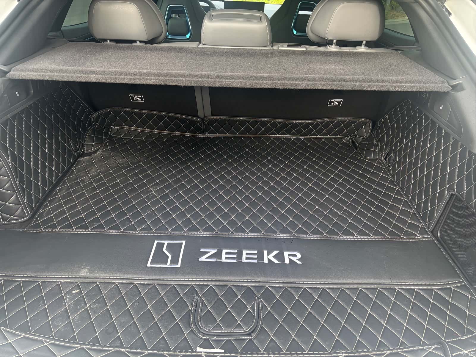 Zeekr 001, 2024 19