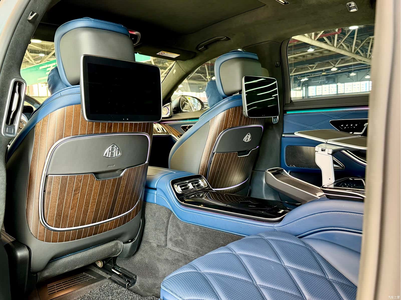 Maybach S-Class, 2023 29
