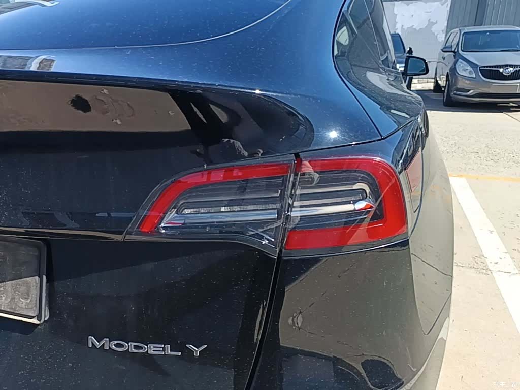 Tesla Model Y, 2022 8