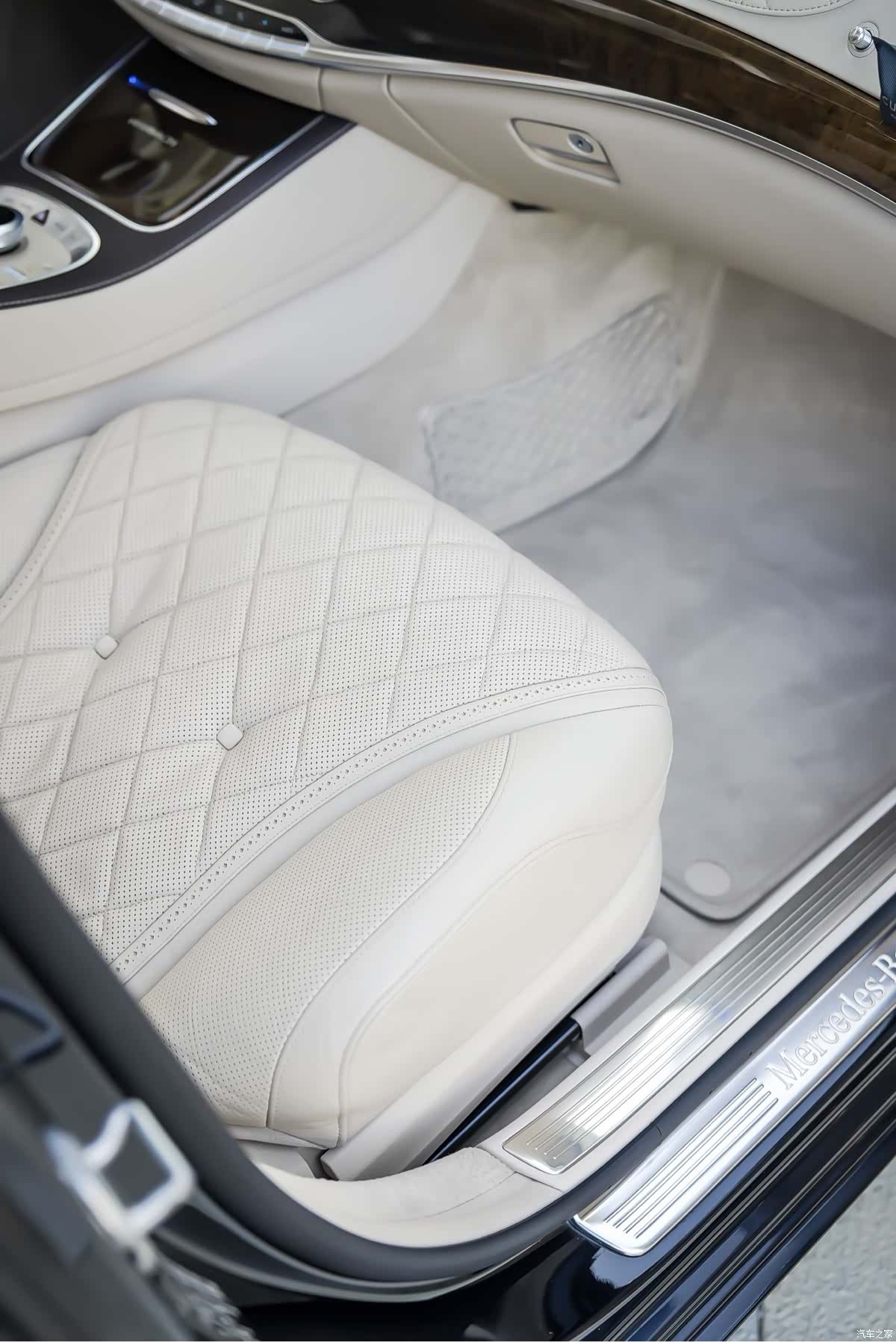 Maybach S-Class, 2015 15