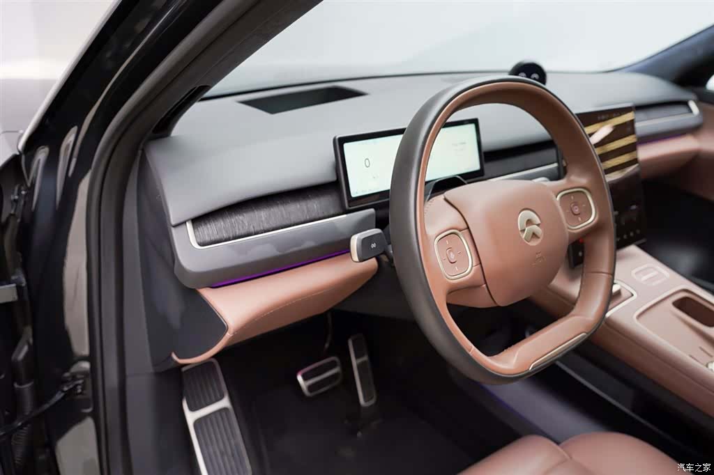 NIO ES8, 2024 8