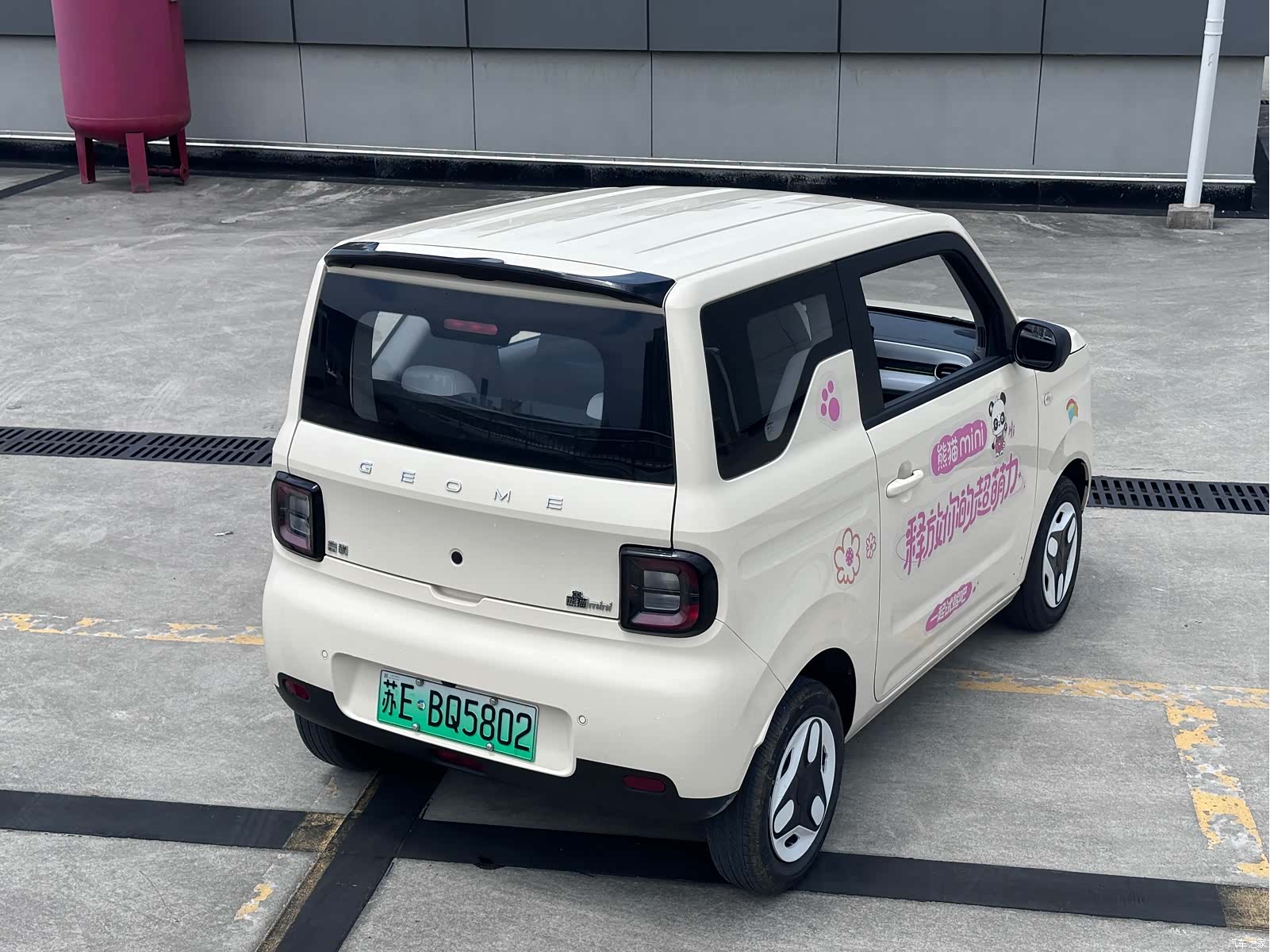 Geely Panda, 2025 4