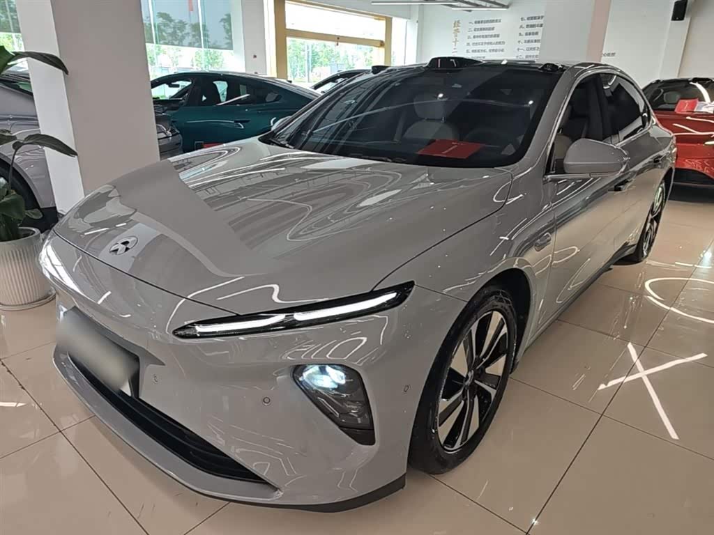 NIO ET7