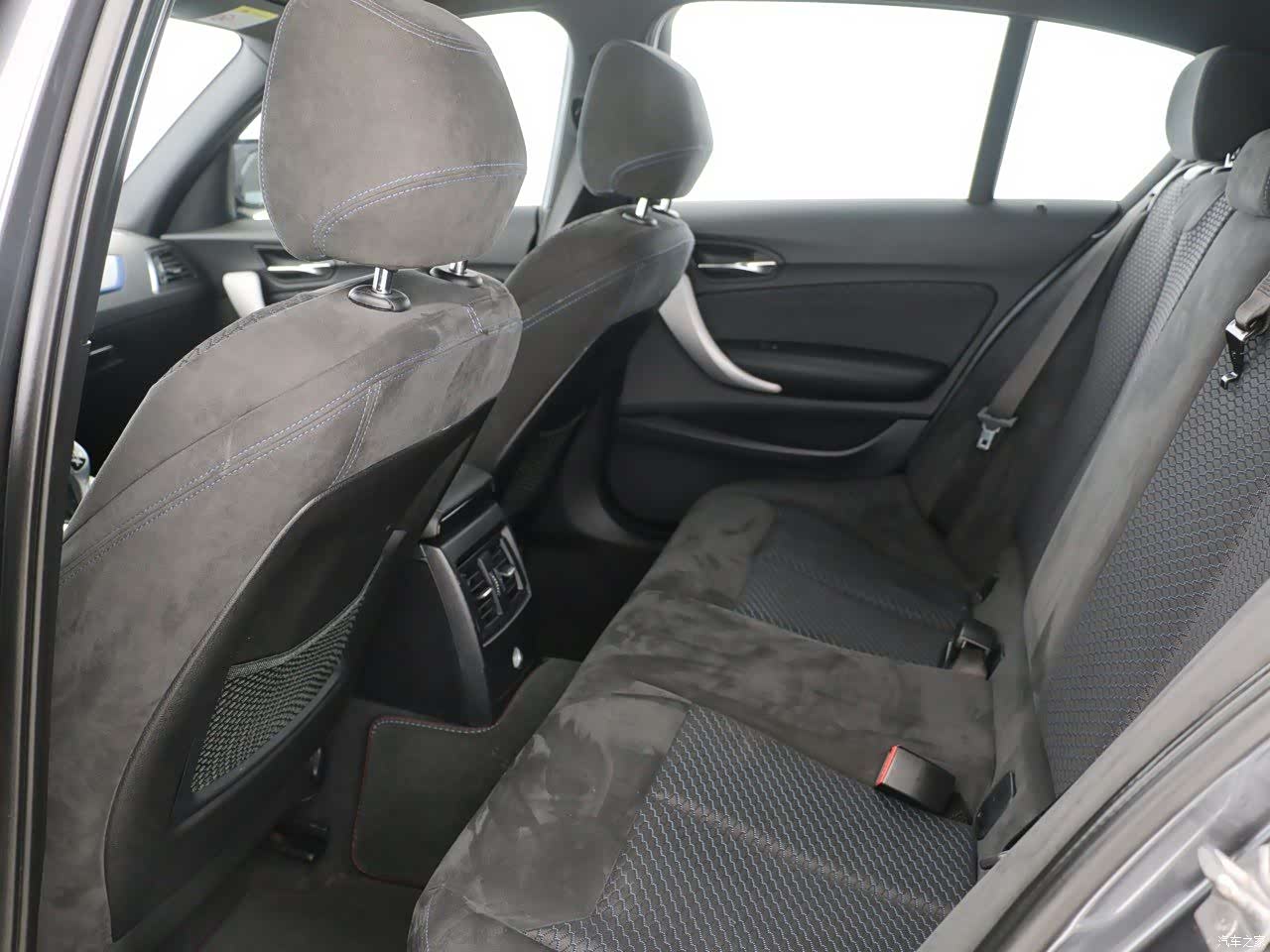 BMW 1 Series, 2018 13