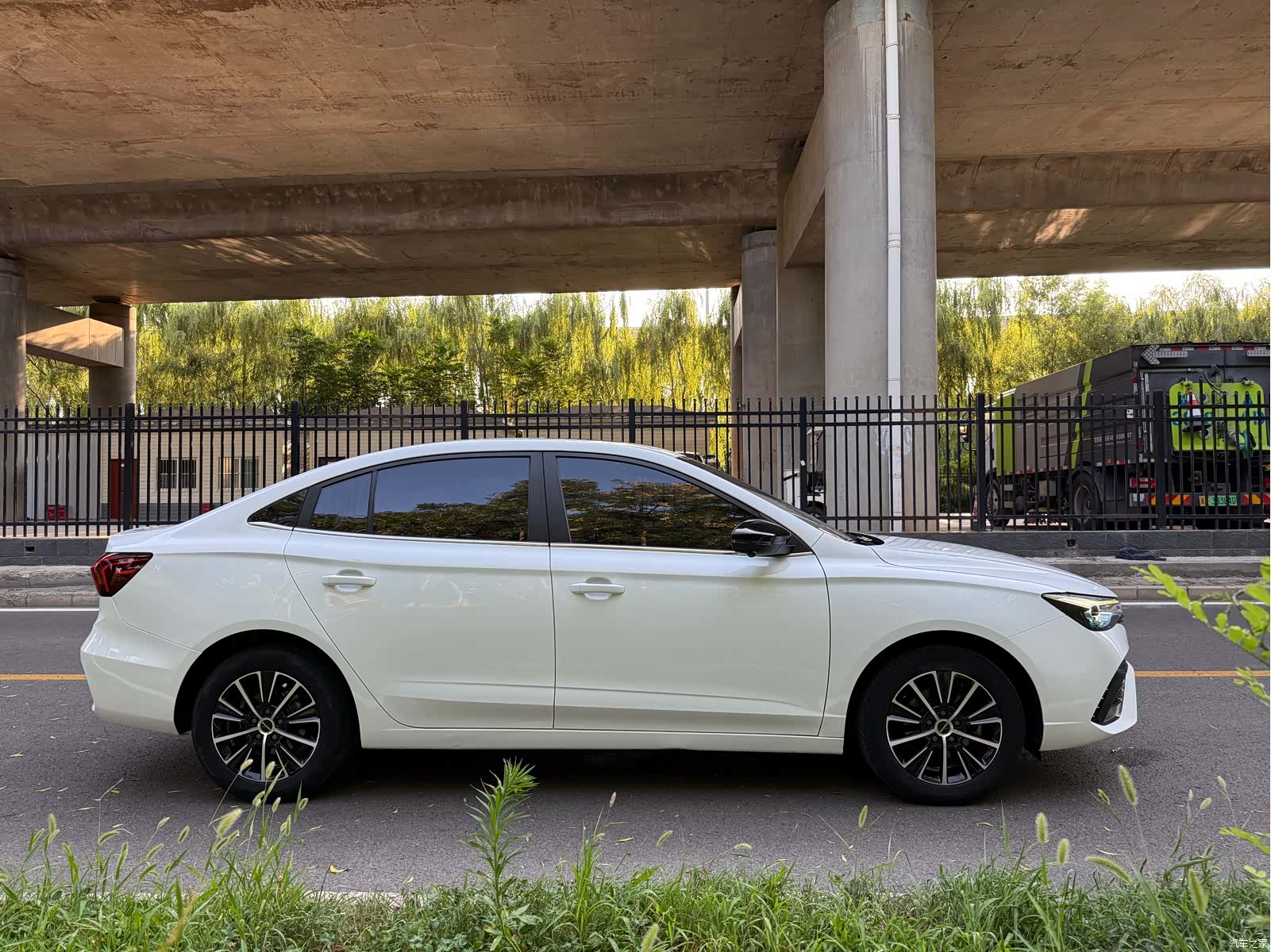 Roewe i5, 2022 4