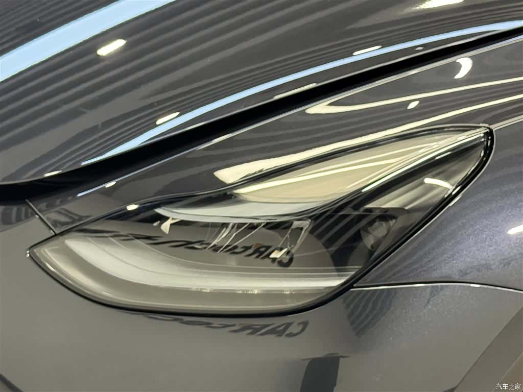 Tesla Model Y, 2024 8