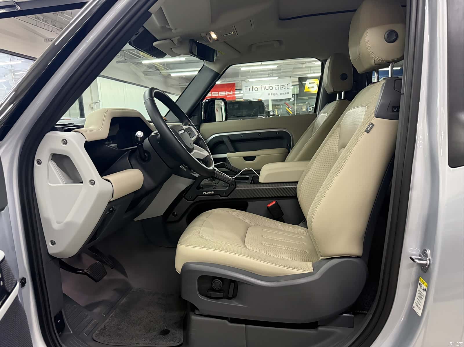 Land Rover Defender, 2021 все фото