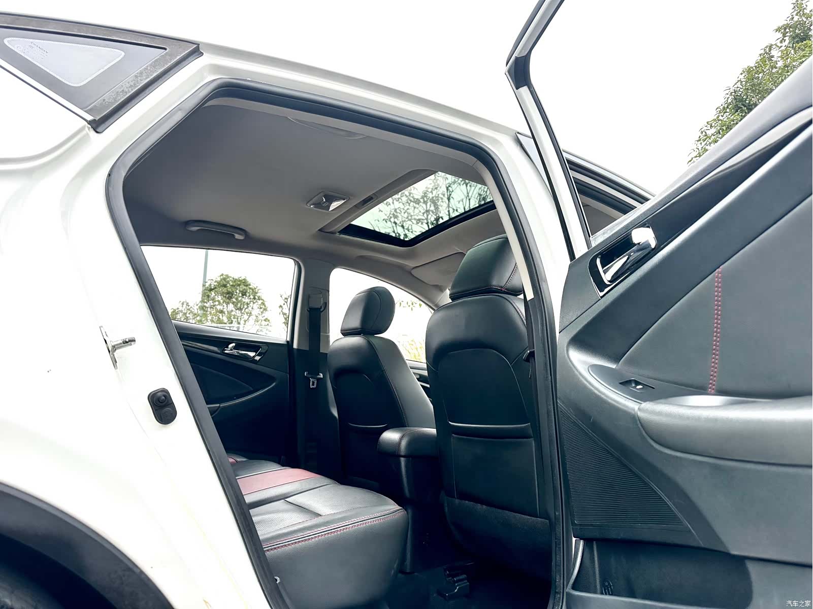 Changan Eado, 2015 23