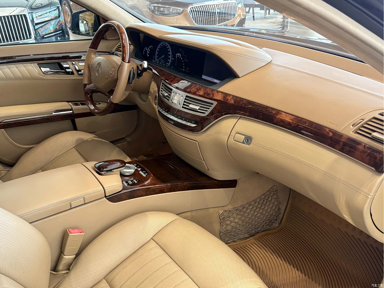 Mercedes-Benz S-Class, 2012 29