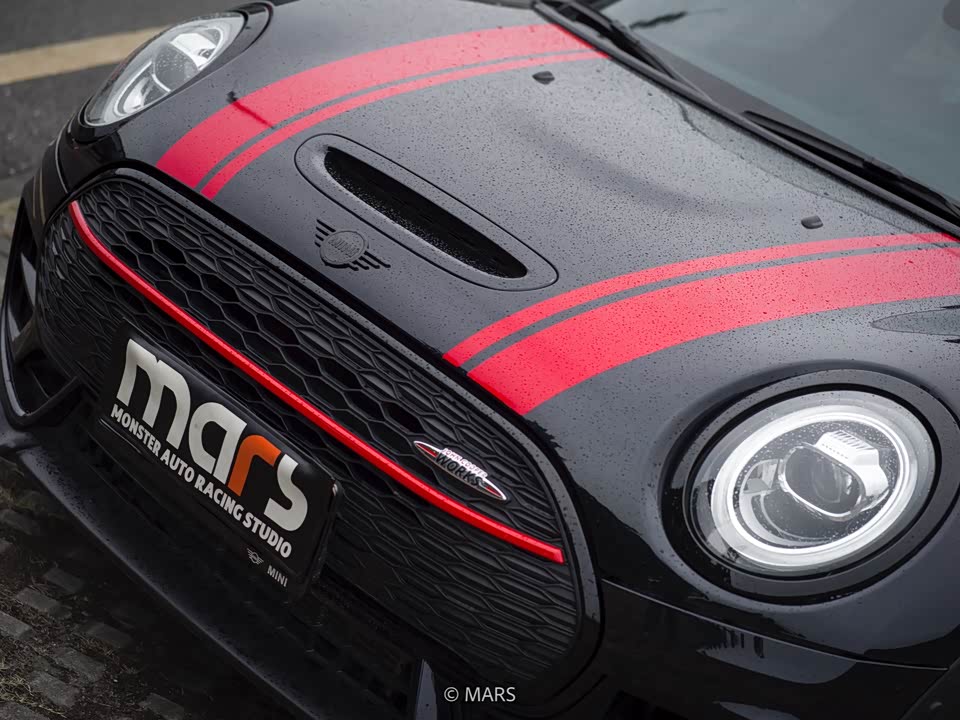 MINI JCW CLUBMAN