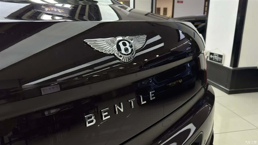 Bentley Flying Spur, 2021 9