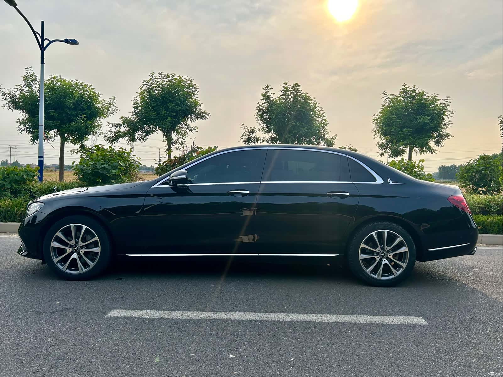 Mercedes-Benz E-Class, 2019 3