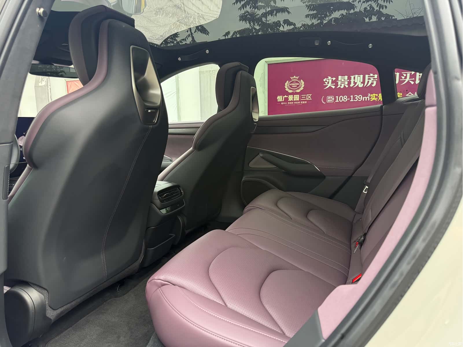 Xiaomi SU7, 2025 12
