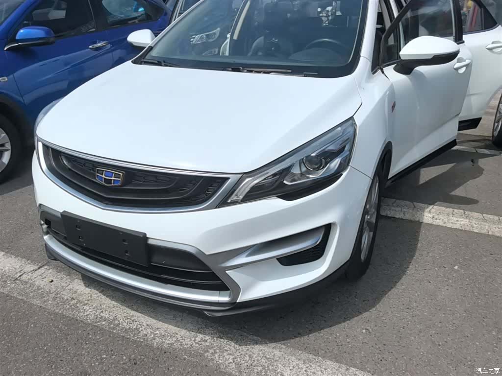 Geely Emgrand, 2017 24