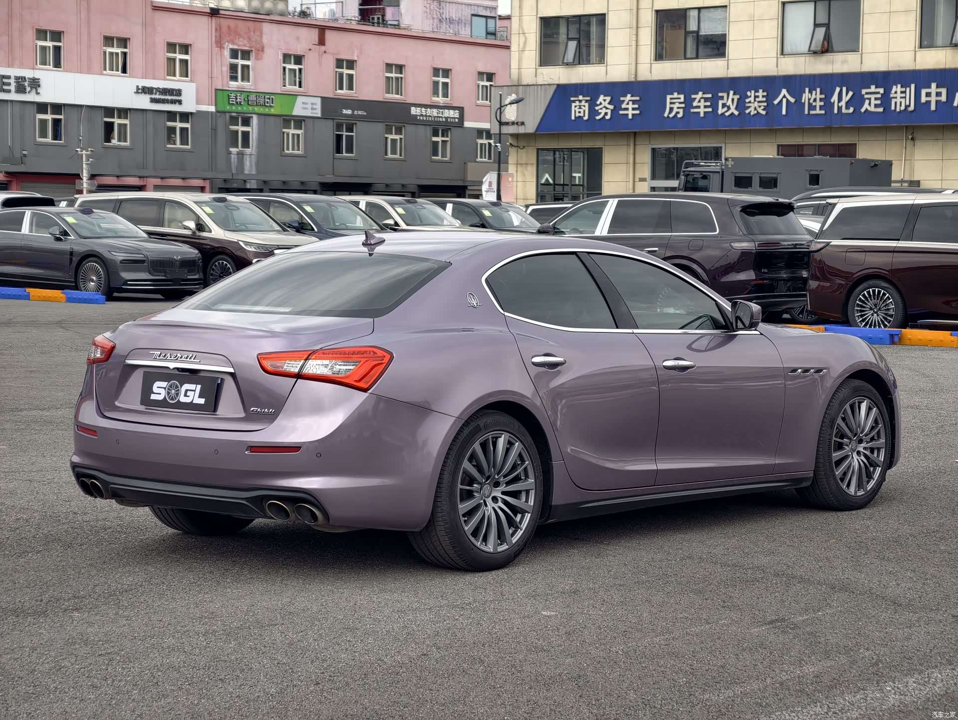 Maserati Ghibli, 2019 14