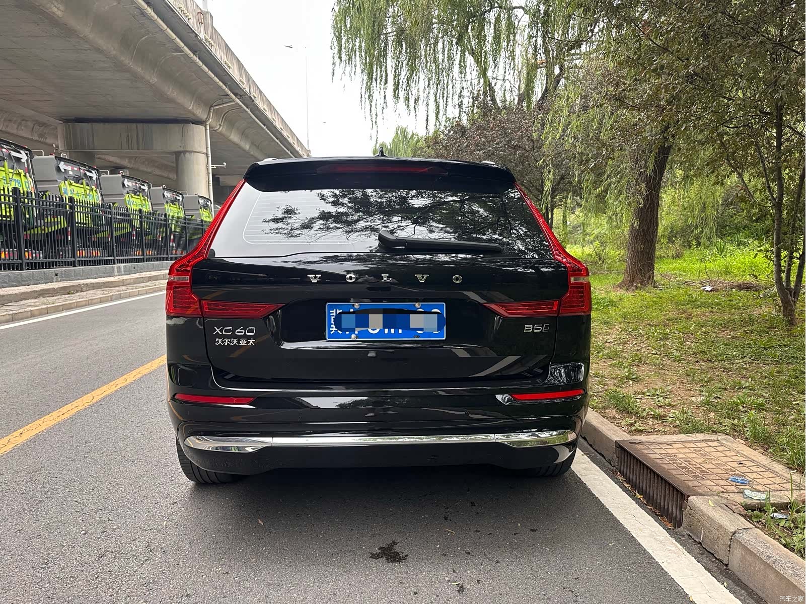 Volvo XC60, 2023 все фото