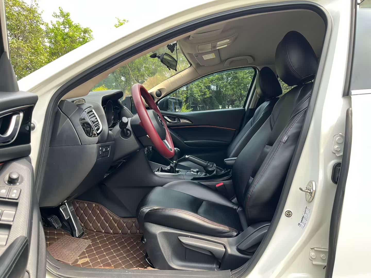 Mazda Mazda3, 2016 все фото