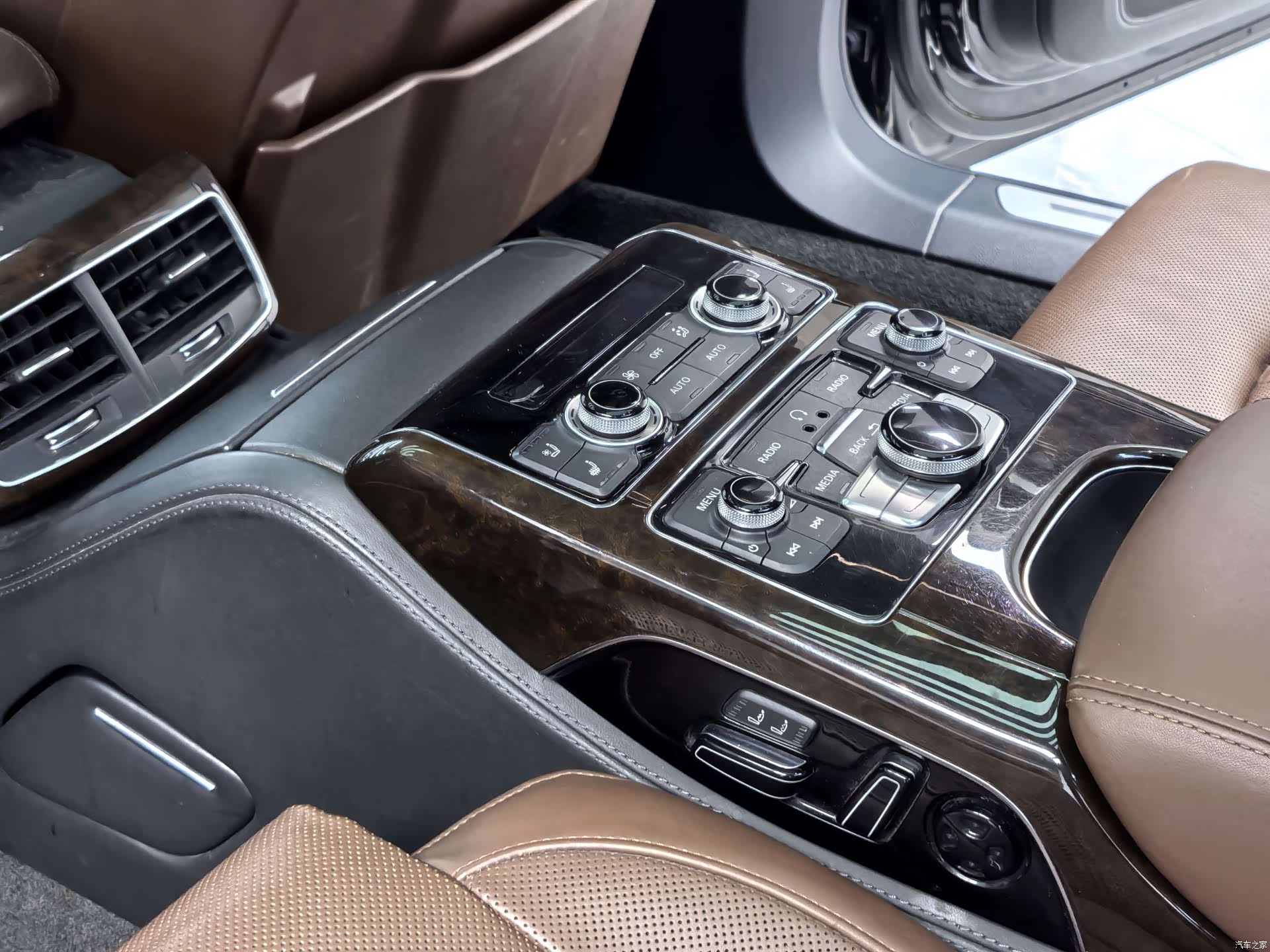 Audi A8L, 2014 10