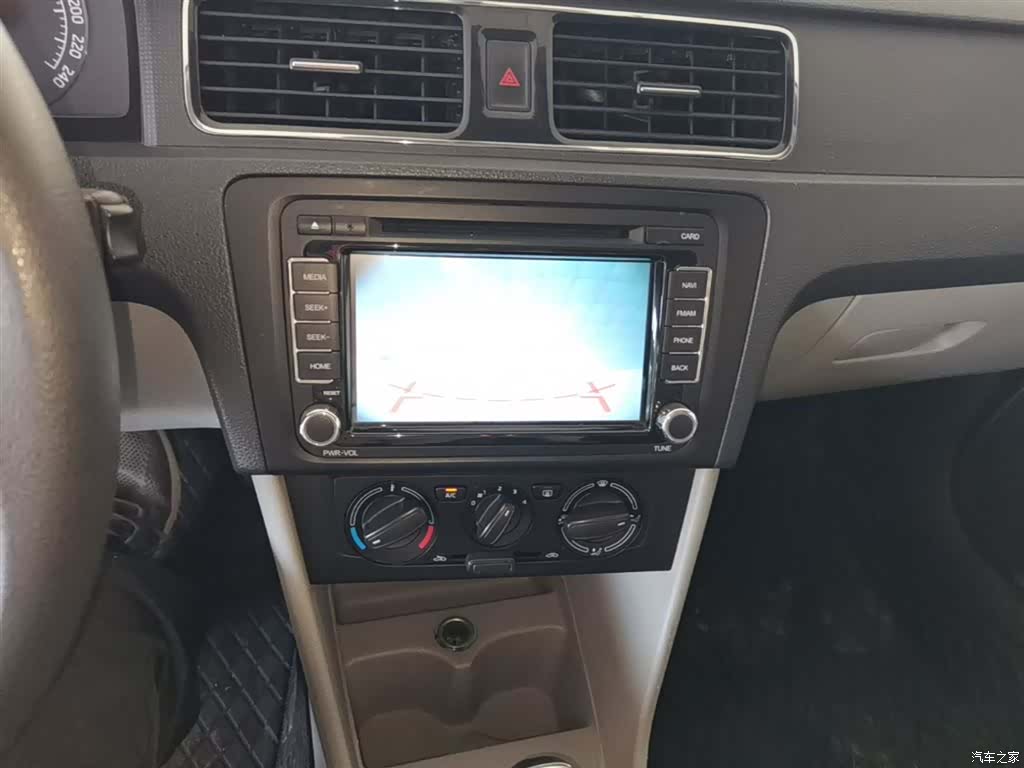 Skoda Rapid, 2016 13