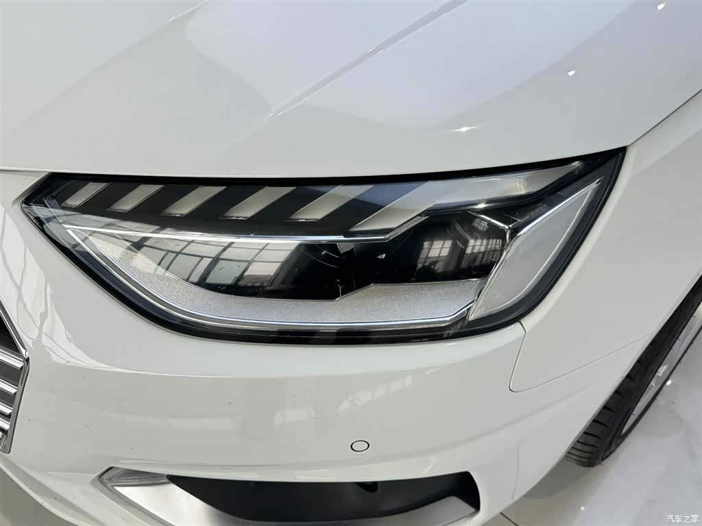 Audi A4L, 2020 13