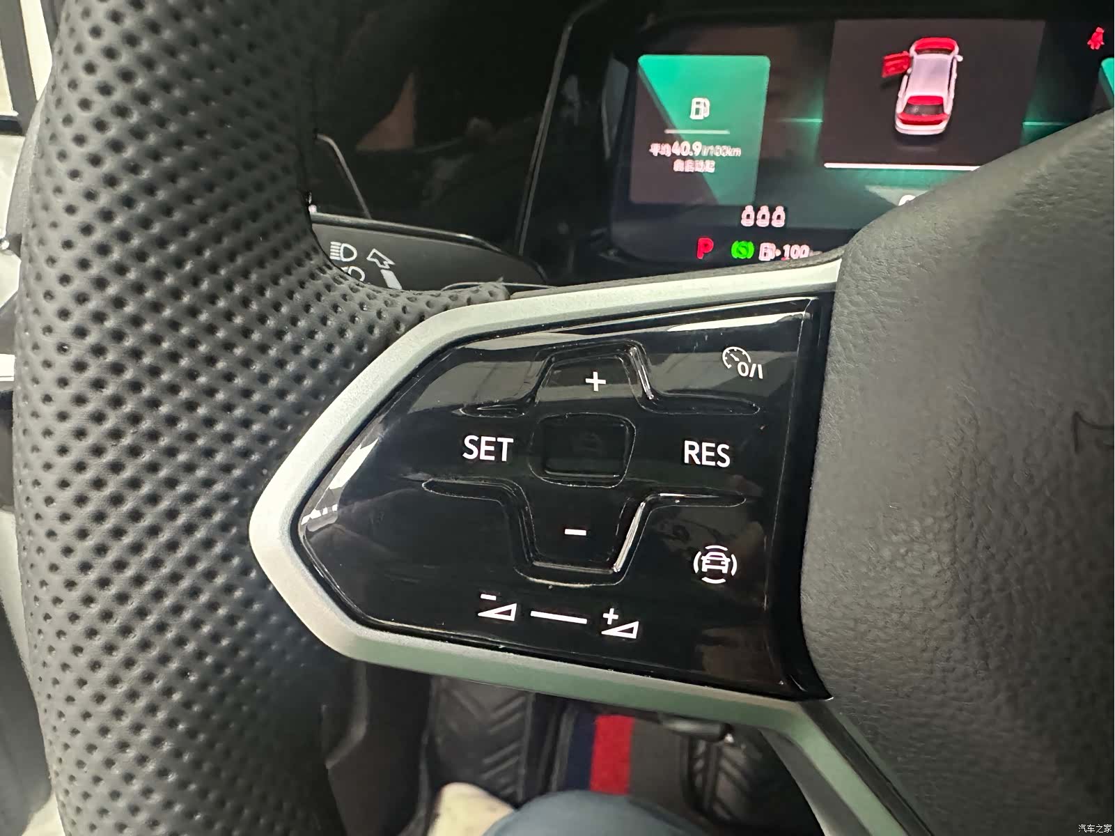 Volkswagen Golf, 2023 10