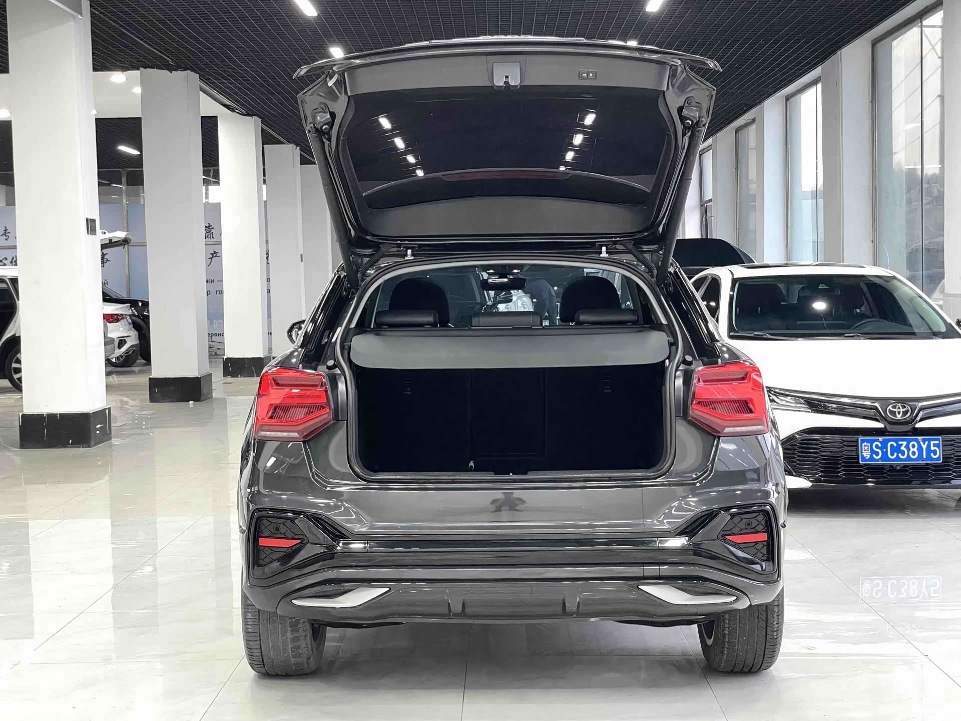 Audi Q2L, 2022 17