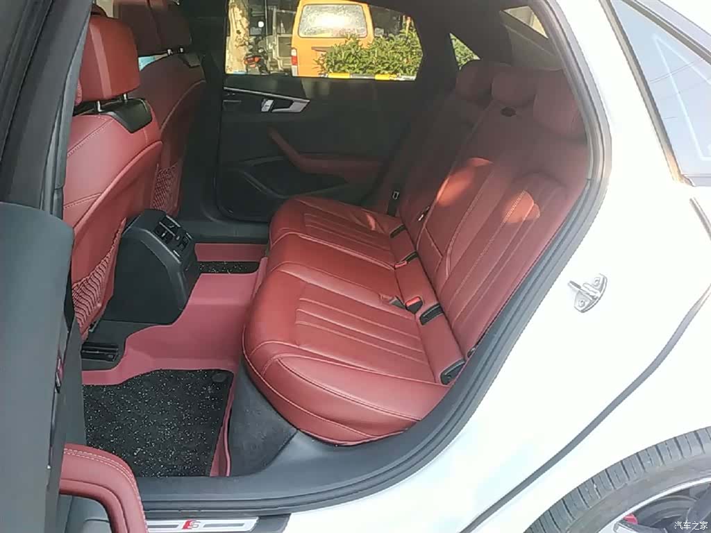 Audi A4L, 2024 17