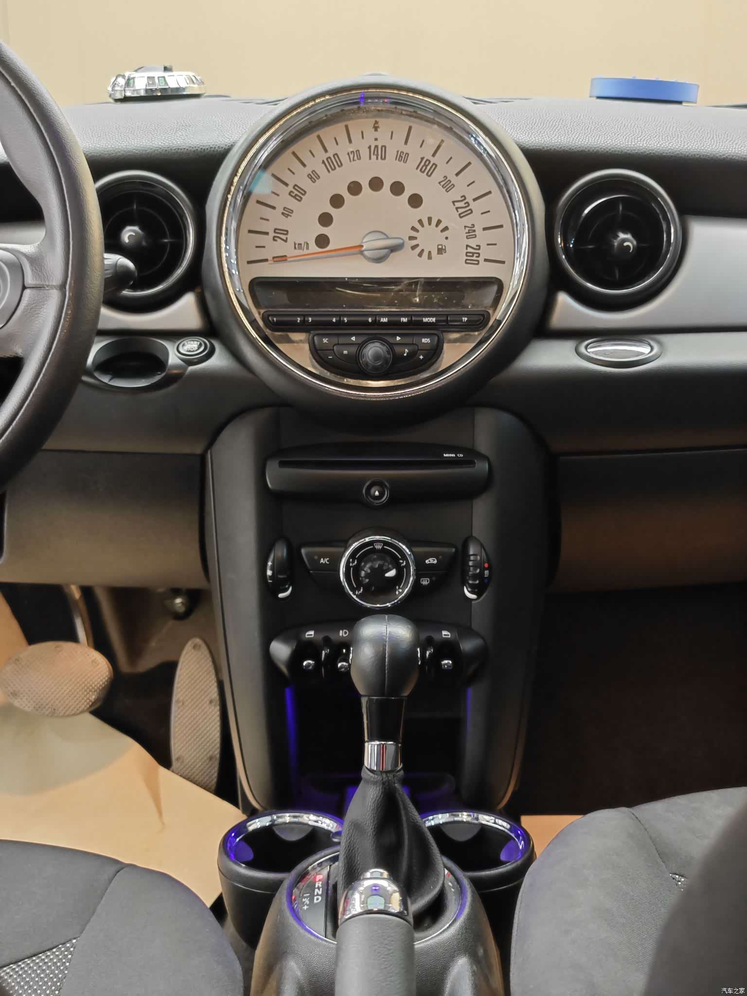 Mini ONE, 2014 18